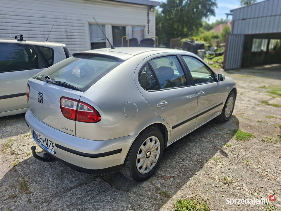 Seat Leon 16b 105 2001r klimaelektryka hak srebrny podkarpackie