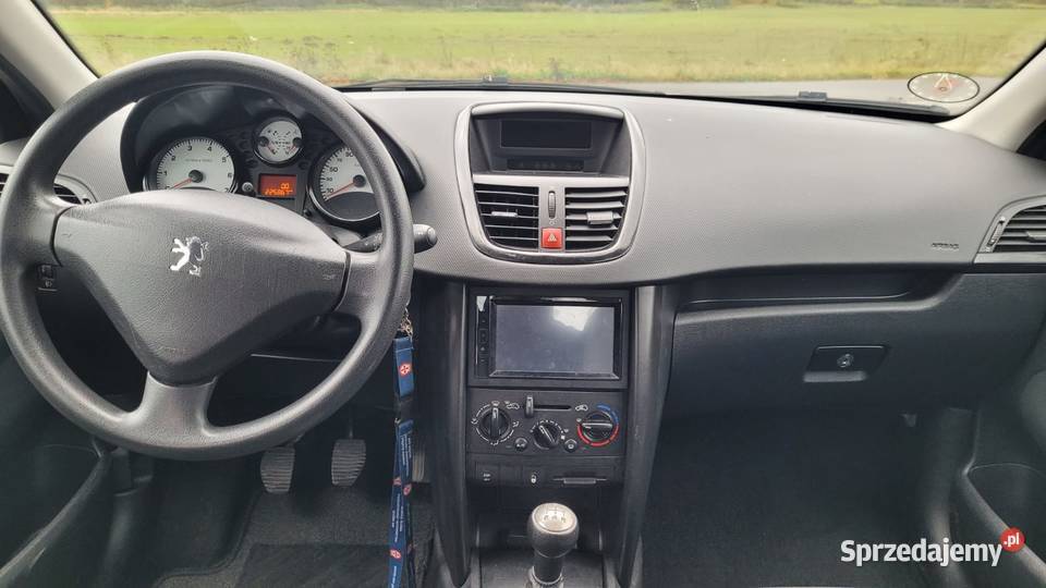 Peugeot 207 14 benzyna pomorskie Wicko