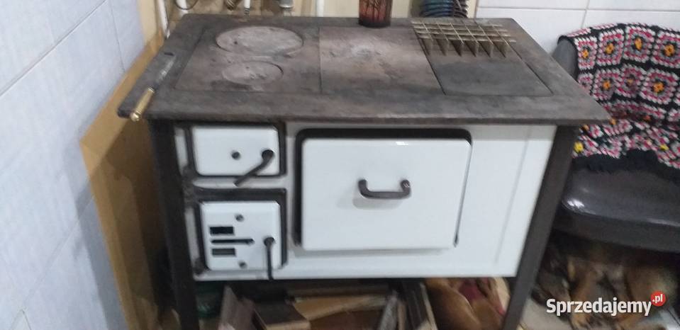 Kuchnia węglowa z podkową Burzenin sprzedam