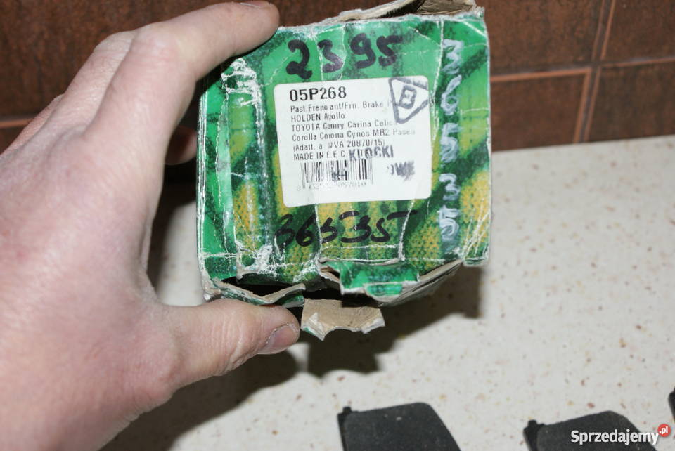 KLOCKI HAMULC TOYOTA COROLLA 8395 ABS36535