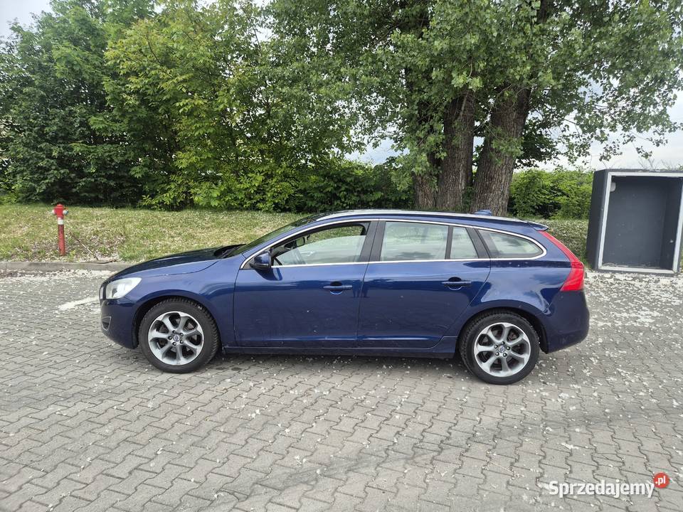 Volvo V60 16150 Bogato wyposażone Wersja Ocean manualna Volvo śląskie Bujaków