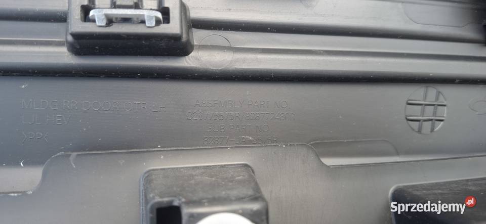 RENAULT ARKANA LISTWA NAKŁADKA DRZWI LEWY TYŁ Listwy i nakładki Bieleń sprzedam