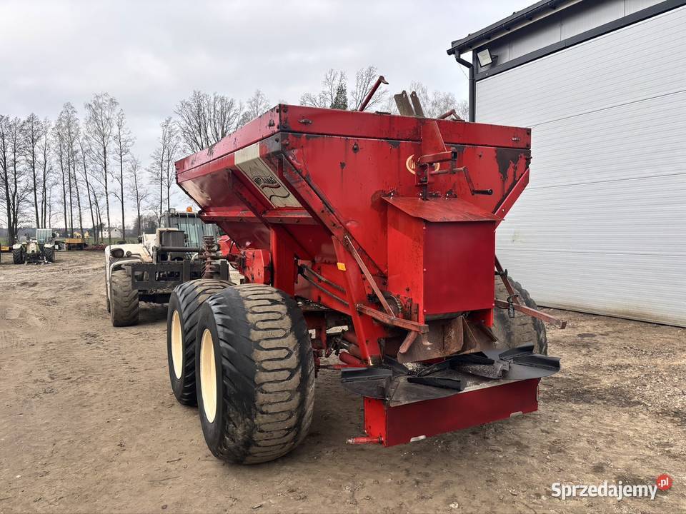 Rozsiewacz siewnik do wapna Vicon nawozu nawozów Myszyniec