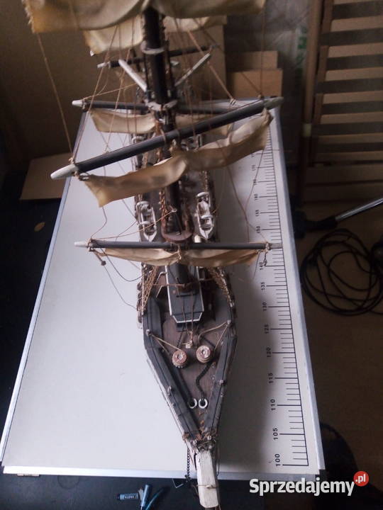 Statek rzeźba z drzewa Ostrowiec Świętokrzyski