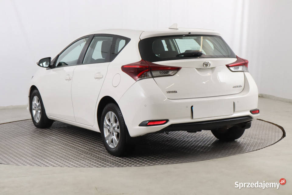 Toyota Auris 13 Dual VVTi sprzedam