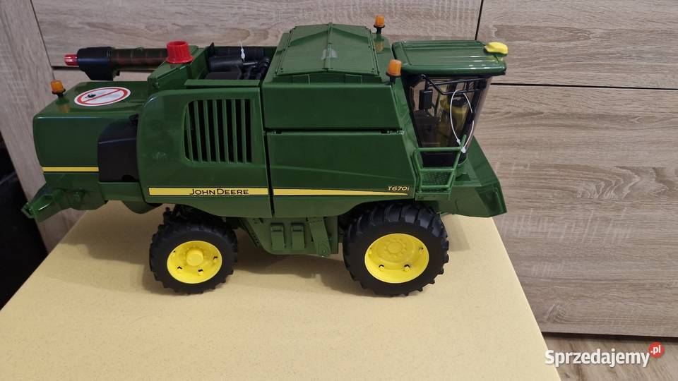 Bruder John Deere Kombajn Zbożowy