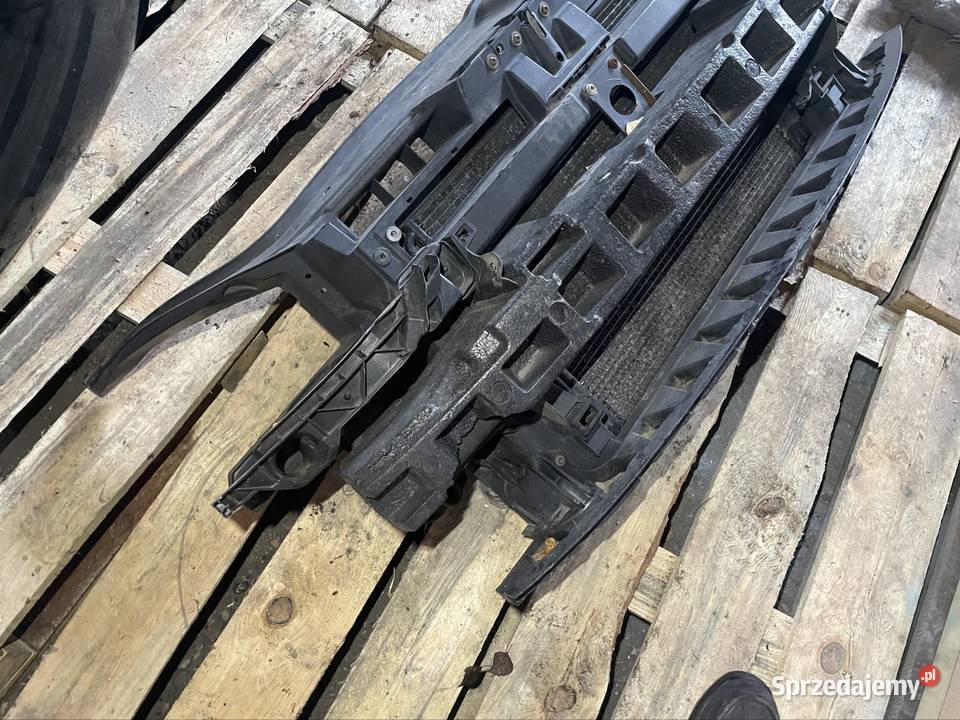 PAS PRZEDNI VW GOLF V 14