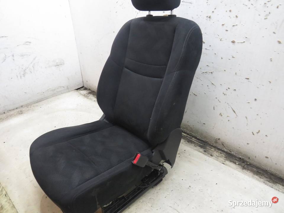 FOTEL PRAWY PRZÓD PRZEDNI XTRAIL III T32