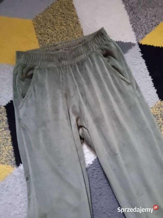 Welurowe spodnie dresowe Warszawa