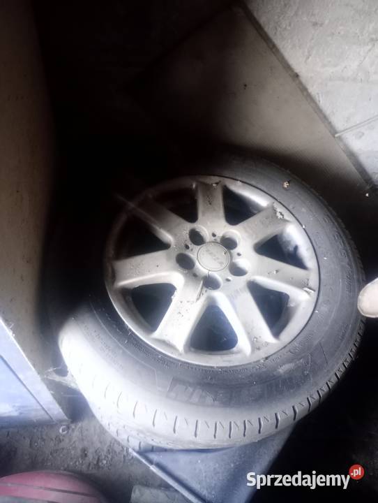 kola 15 kopletne hiundaj i 30 i pasuje do inych Samochodowe Wieluń