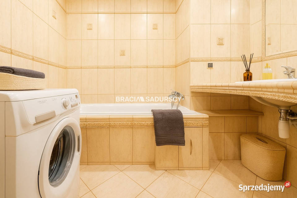 sprzedaży mieszkania 527m2 3 pok Kraków