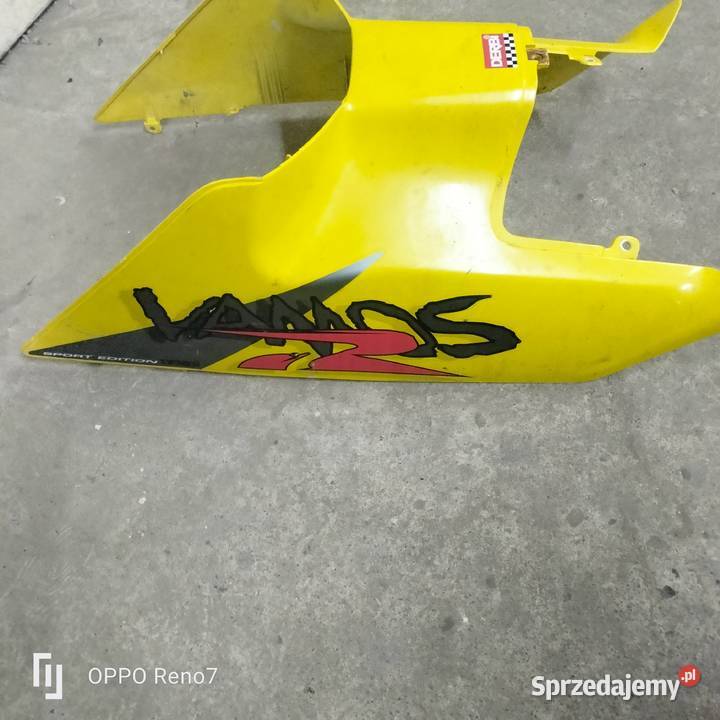 Plastik pod siedzenie Derbi vamos skuter 50 Pozostałe łódzkie Łubno