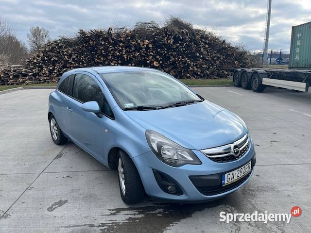 Opel Corsa D 2014 LPG stan niezawodny oszczędny manualna Gdynia sprzedam