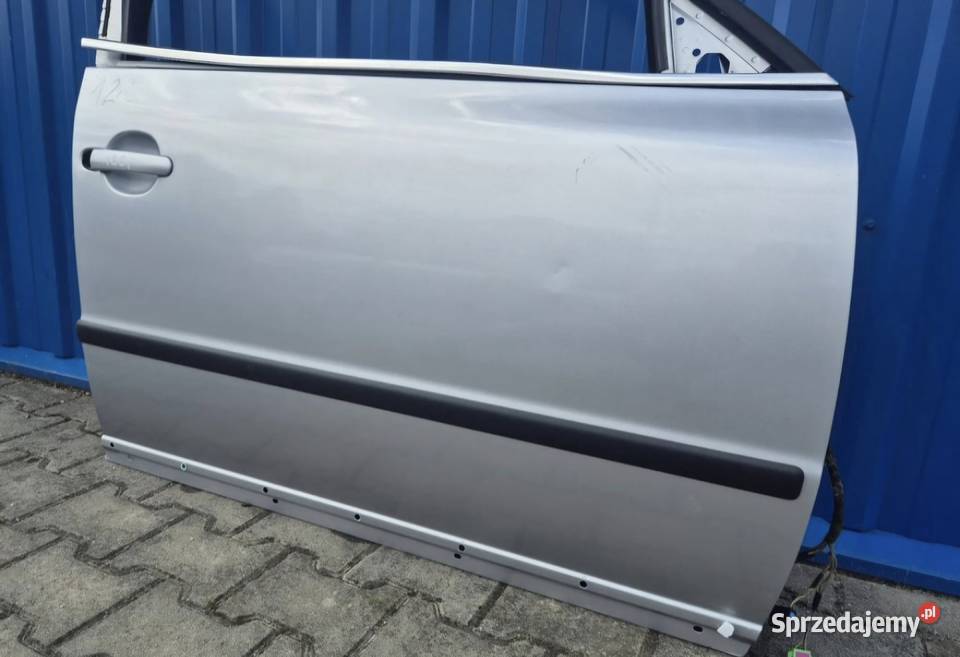 DRZWI PRZÓD PRAWY PRAWE VW PASSAT B5 FL LA7W Działoszyce