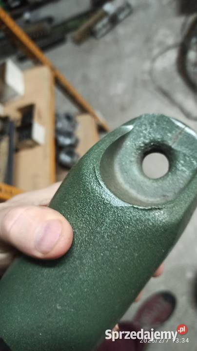 element posuwu 3 rolkowego i 4 rolkowego jarzmo