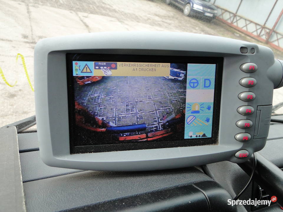 Śmieciarka MercedesBenz Econic 2628 CNG sprowadzony Stasi Las