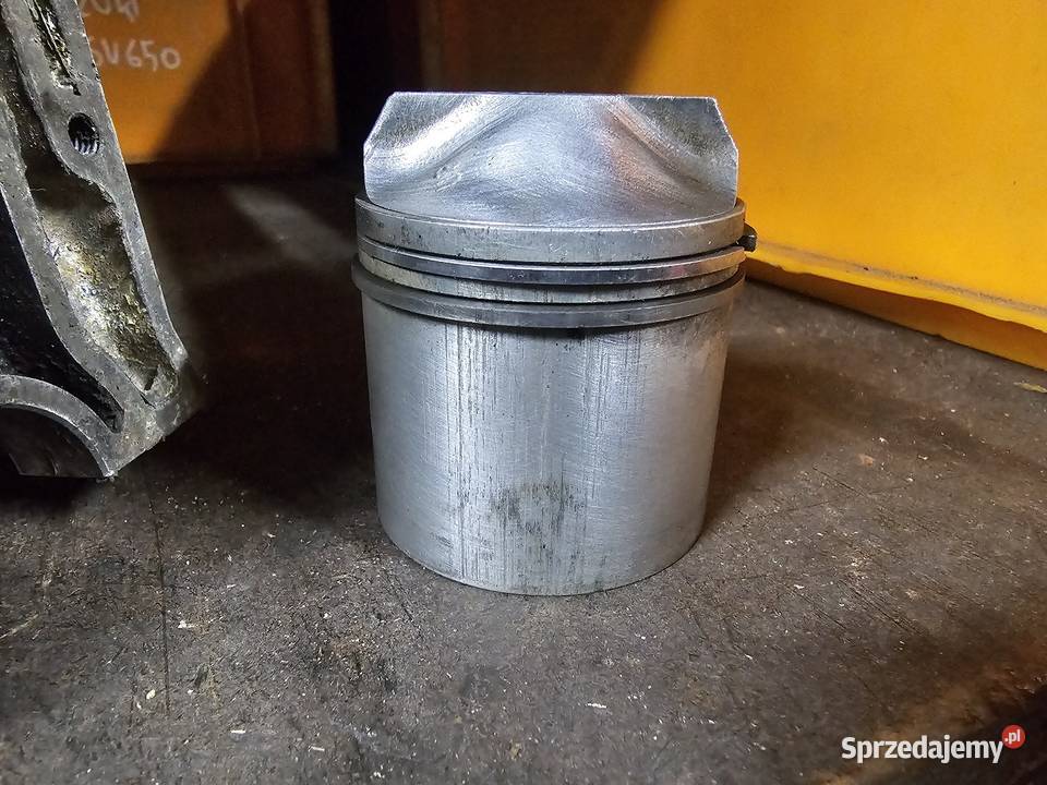 Yamaha 4 AC cylinder tłok 4 4ac blok silnika Jelenia Góra