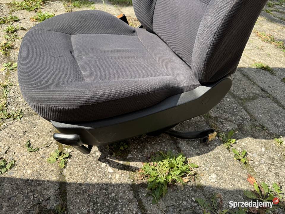 Fotel samochodowy kierowcy Audi B4 80 świętokrzyskie Kielce