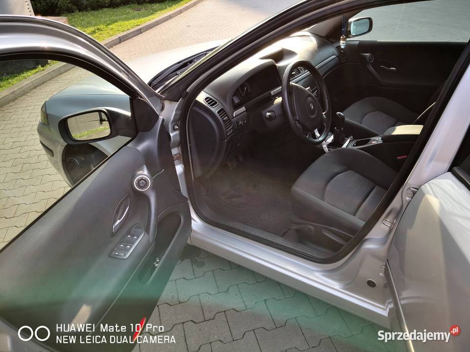 Renault Laguna II 20ccm 2007r na części Samochody na części Brzeszcze sprzedam