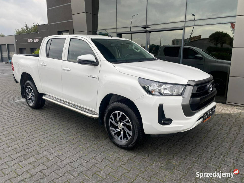Toyota Hilux klimatyzacja niski przebieg manual garażowany