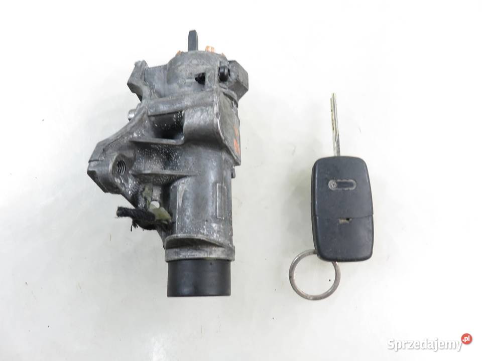 STACYJKA AUDI A4 8D2 B5 4B0905851G osobowe Stacyjki i kluczyki małopolskie