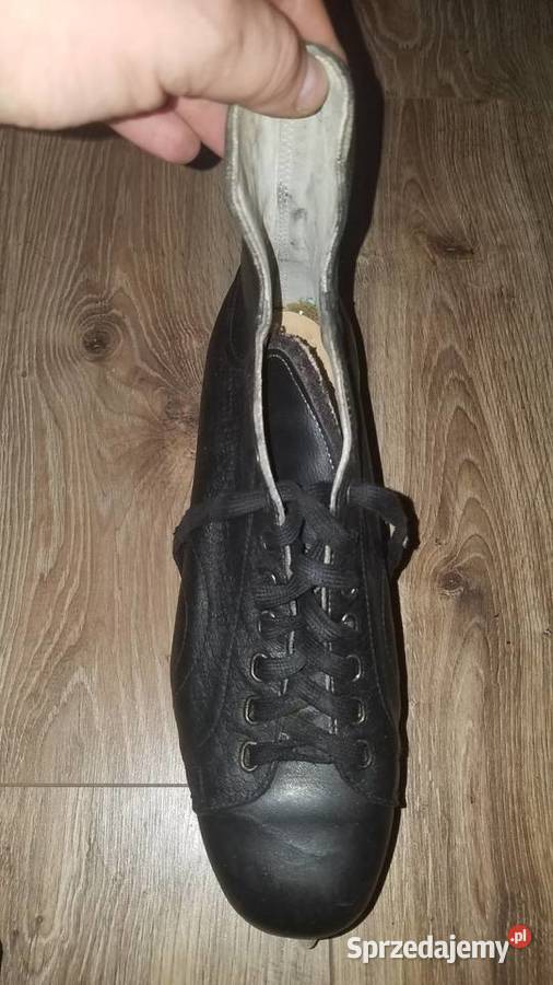 Łyżwy hokejowe skórzane 4142 275 czarne stan