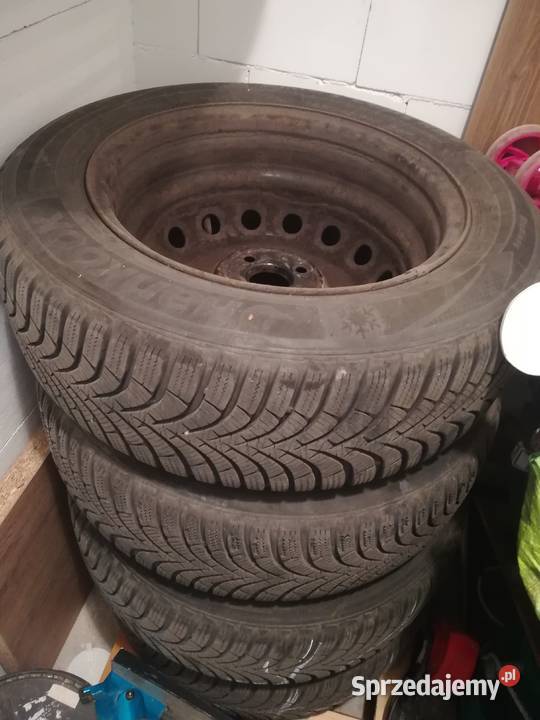 KOŁA ZIMA 1856515 z oponami Hyundai i20 KIA Kielce