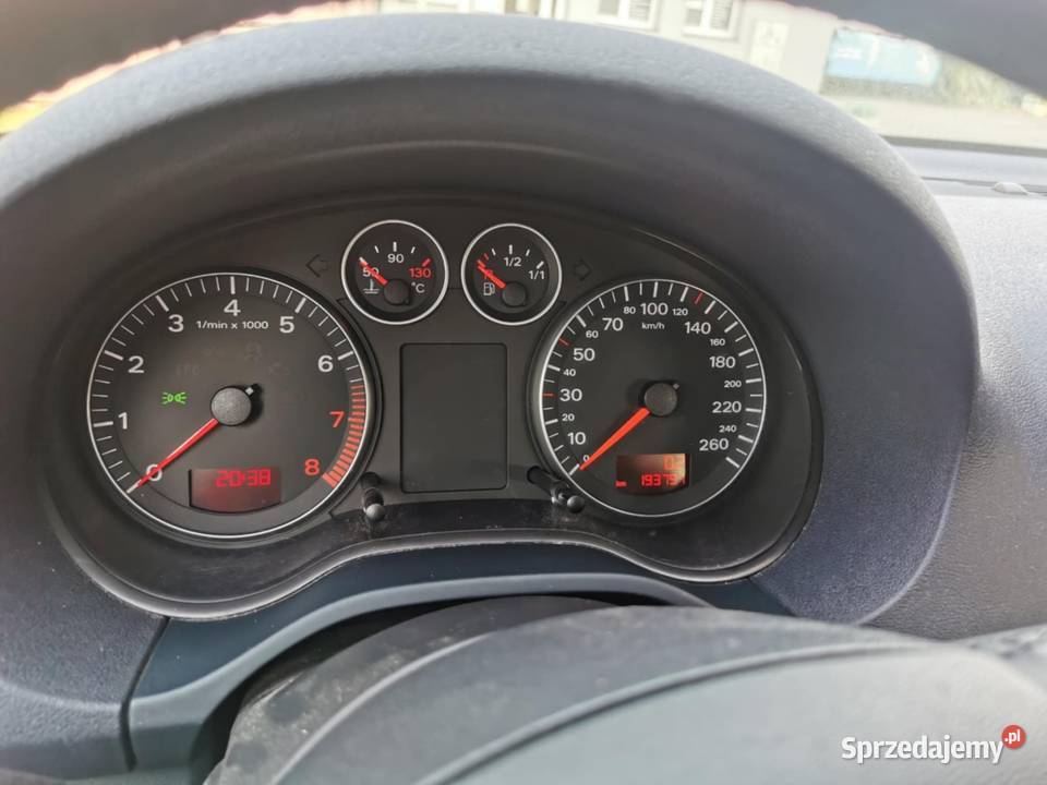 Audi A3 1 wlaśćociela światła przeciwmgielne