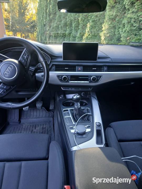 AUDI A4 avant 2018r 20 moc 220 Rok produkcji 2018 Tomaszów Mazowiecki