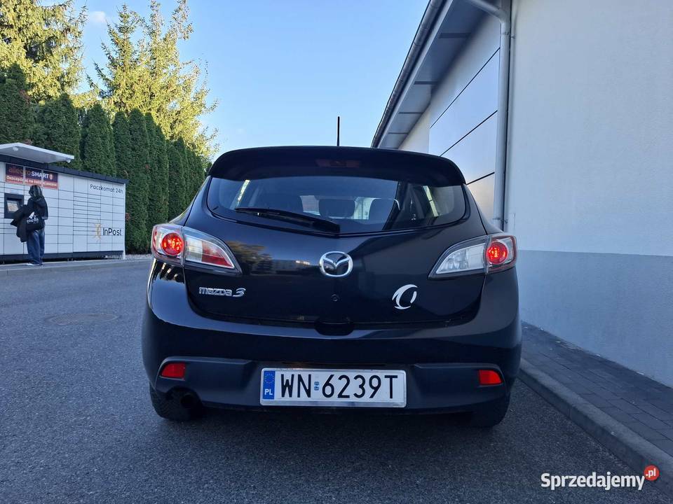 Mazda 3 16 benzyna niski przebieg Szwajcaria serwisowany w ASO Warszawa