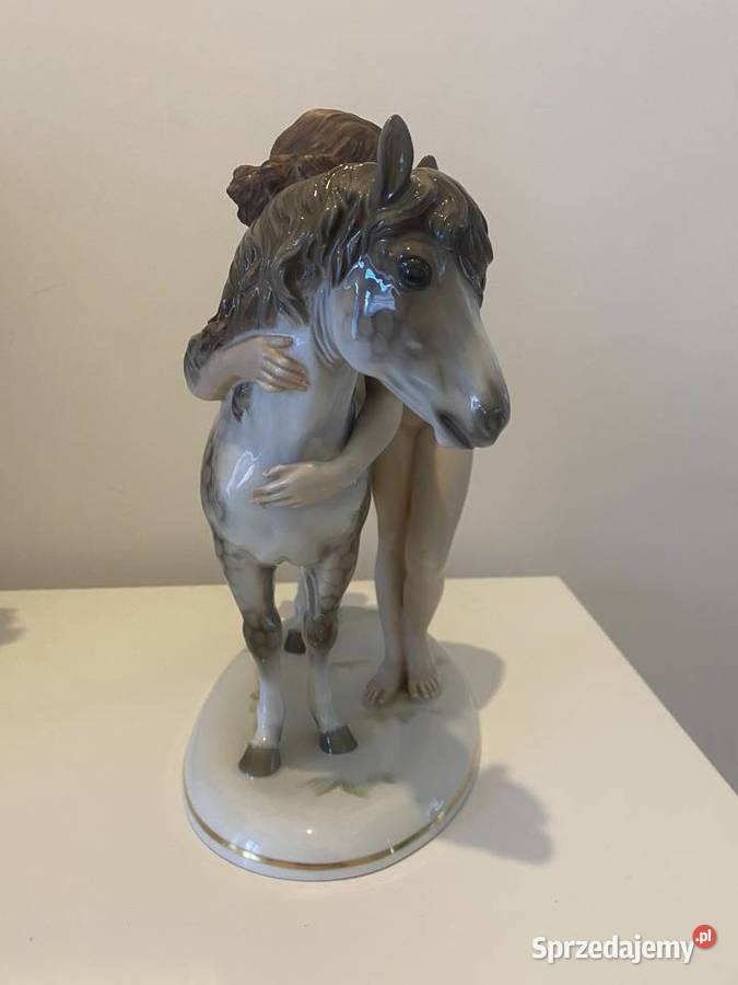 Figura DZIEWCZYNA Z KONIEM FRITZ ROSENTHAL