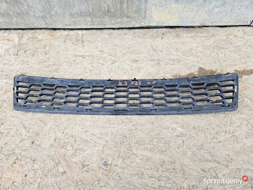 BMW X3 F25 MPAKIET KRATKA ŚRODKOWA ZDERZAKA sprzedam
