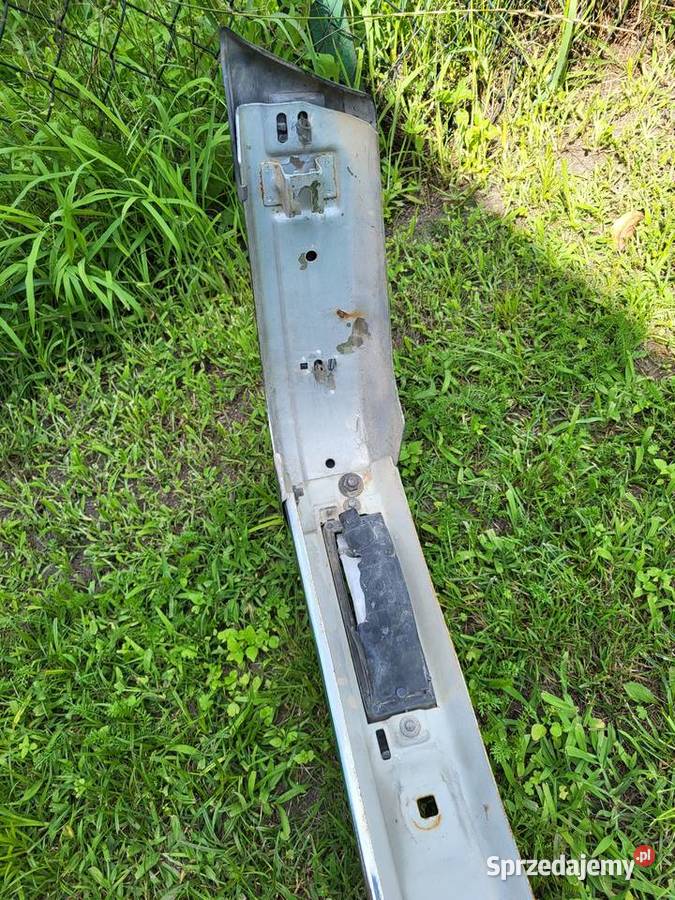 Zderzak przedni BMW e30 wąska lampa chrom Sokolniki