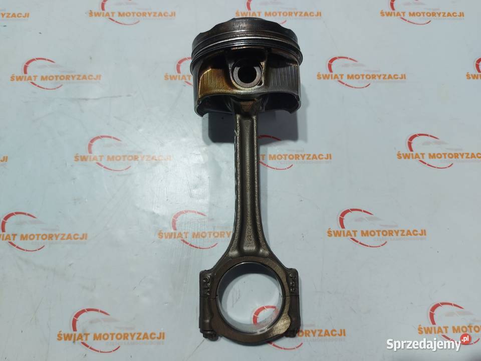 PEUGEOT 2008 12 PURETECH 10XVBA HN05 22r tłok