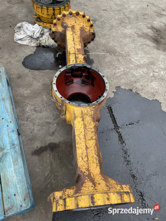 Liebherr L524 obudowa mostu osi