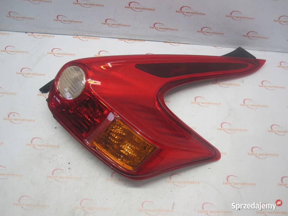 NISSAN JUKE I F15 10r lampa prawa tył świętokrzyskie Kielce
