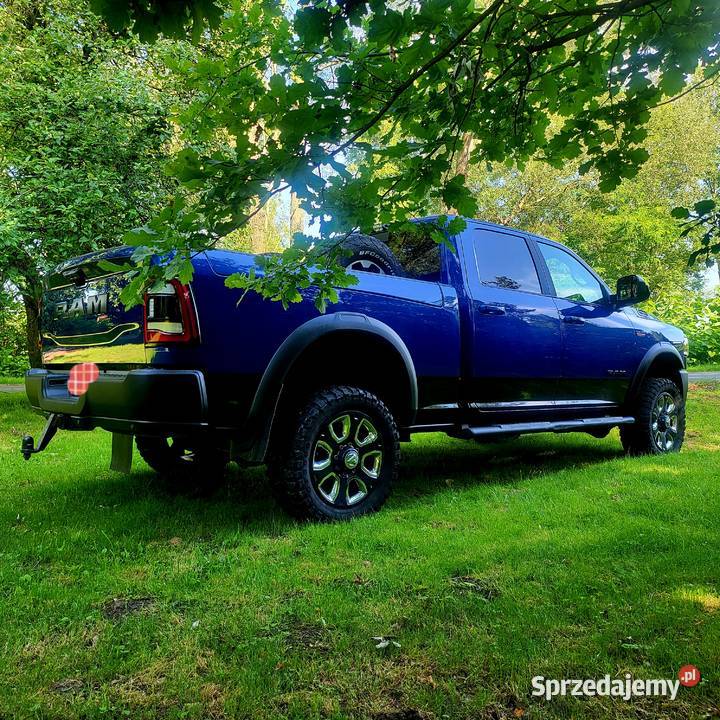 Dodge Ram Ram 2500 64 Hemi Powerwagon TRX 500 niebieski Bielsko-Biała