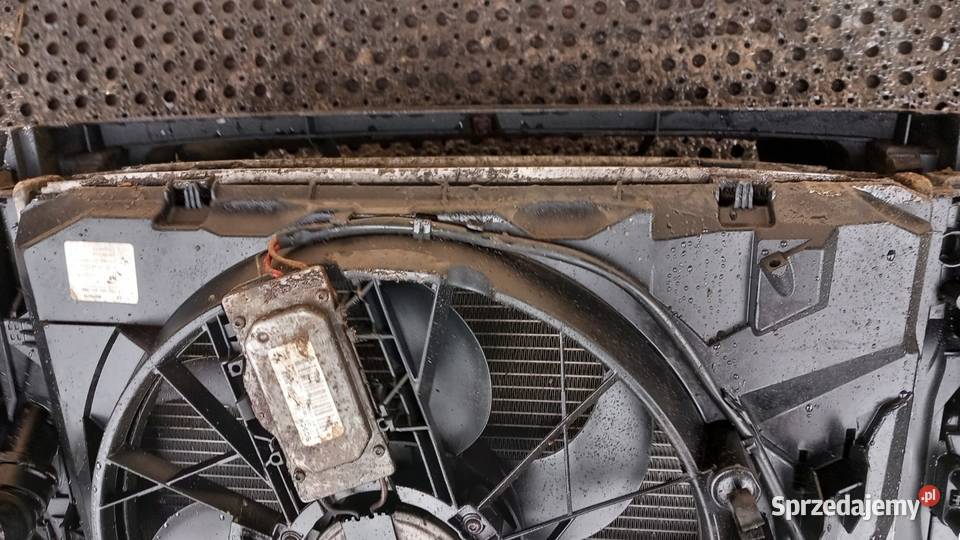 BMW E87 19B PAS PRZEDNI KOMPLET AUTOMAT osobowe Zbierkowo