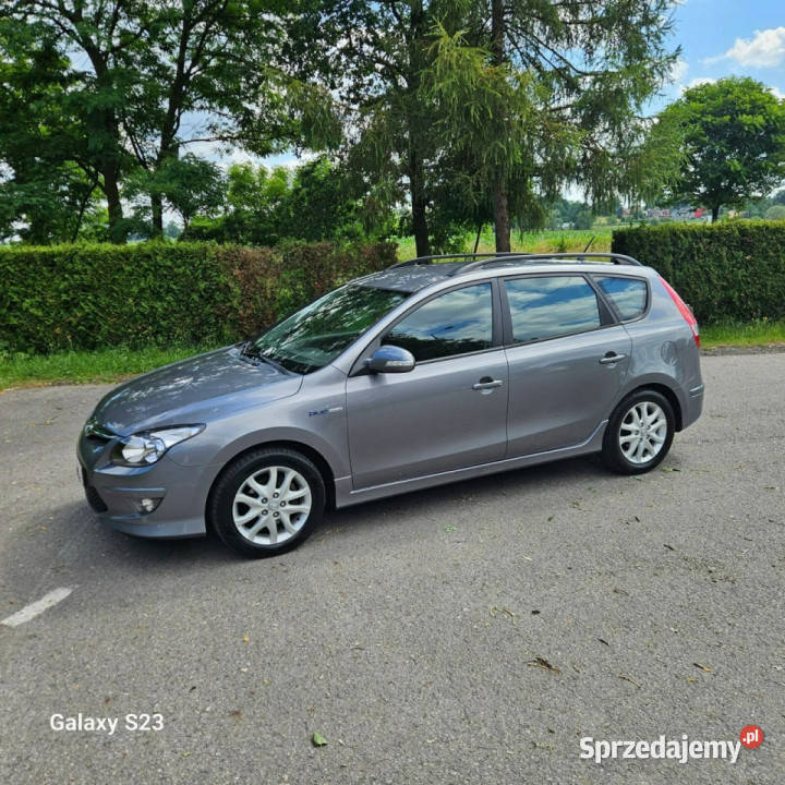 Hyundai i30 Hyundai i30 i30cw 14 blue Comfort I i30