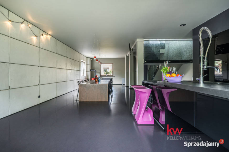 sprzedaży domu wolnostojącego Luboń 260m2