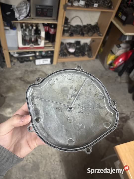 Dekielek Pokrywa Sprzęgła Honda CR 125 1990