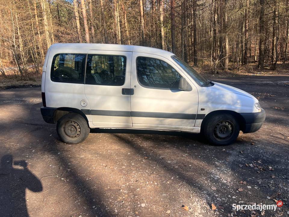 Peugeot Partner2001r 19 D SCT6 os przewóz 1868cm3 Chrzanów