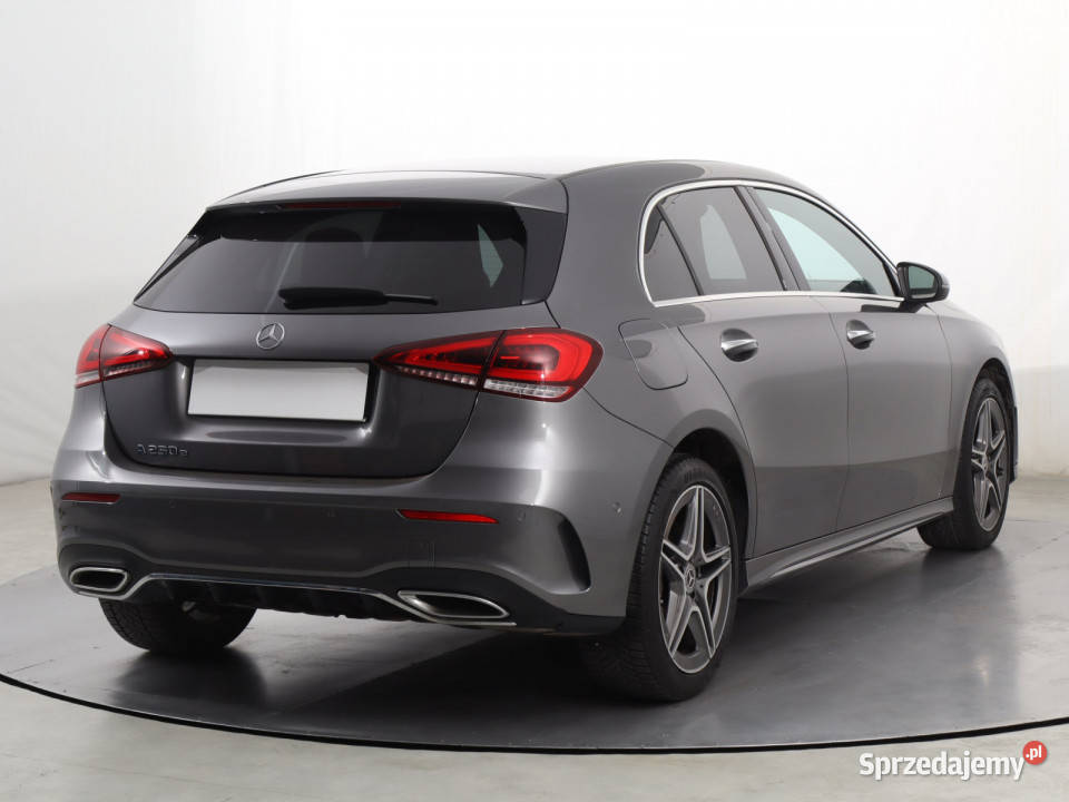 Mercedes A A 250 e pierwszy właściciel