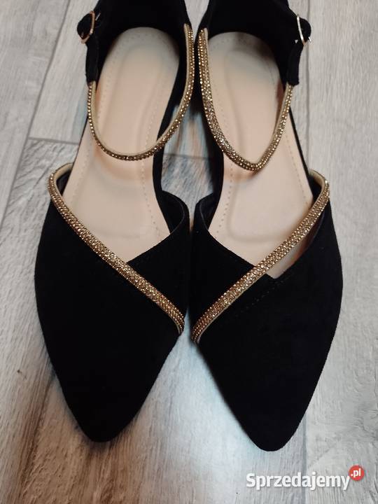 42 Czarno złote bogato zdobione baleriny