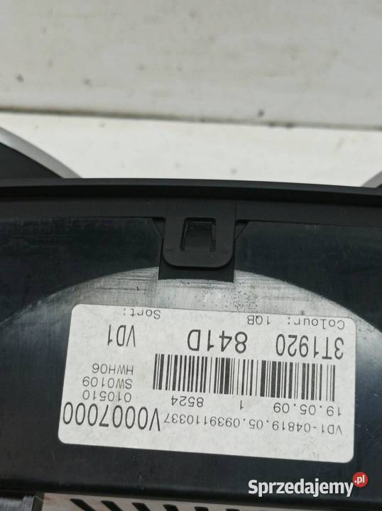 LICZNIK 3T1920841D Skoda Superb II 20082015 Liczniki i zegary