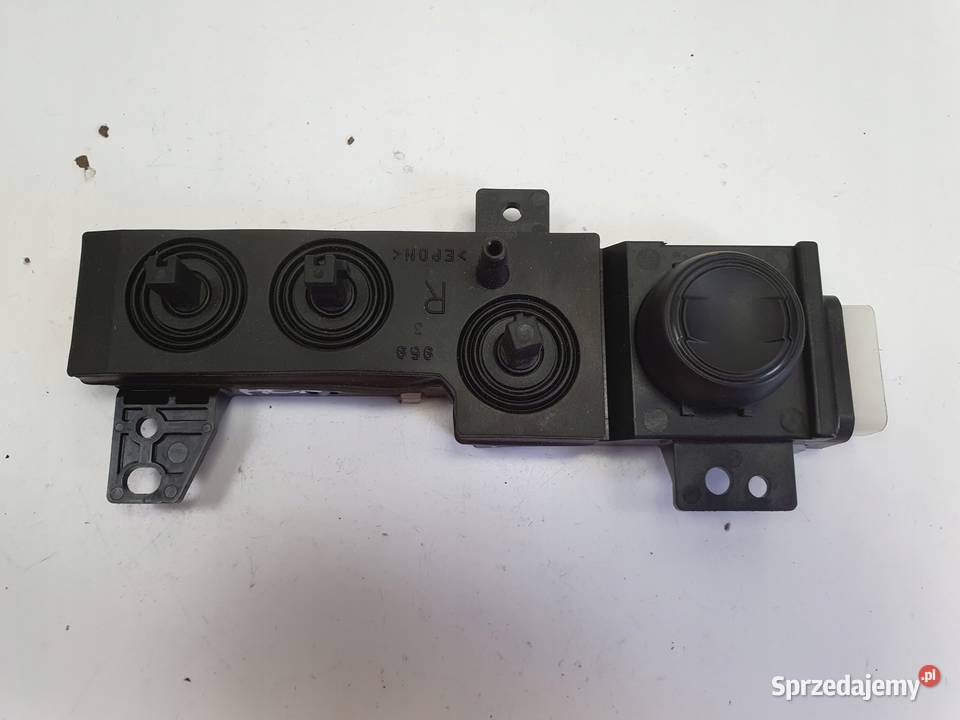 Toyota Prius IV Suzuki Across PRAWY PANEL Rudka