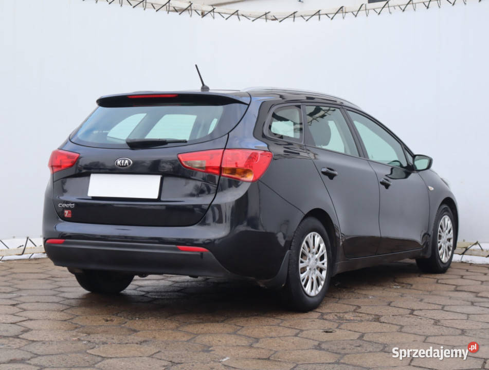 Kia Ceed 14 MPI wielofunkcyjna kierownica