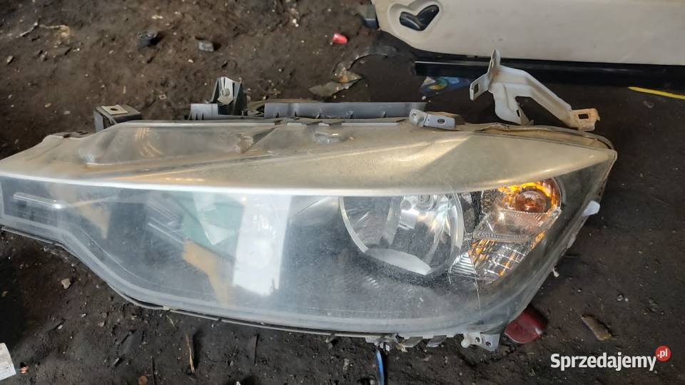 Reflektor lampa lewa prawa przód przednia BMW Książ Wielkopolski