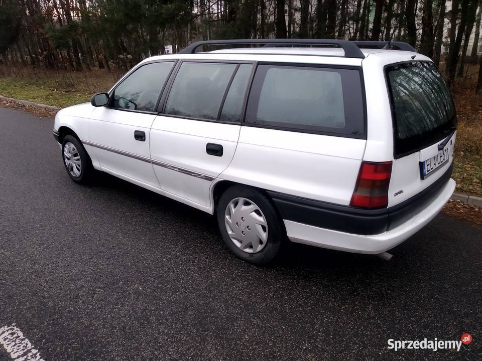 Opel Astra F 14 8v Gaz Lpg Wspomaganie Kombi Łódź sprzedam