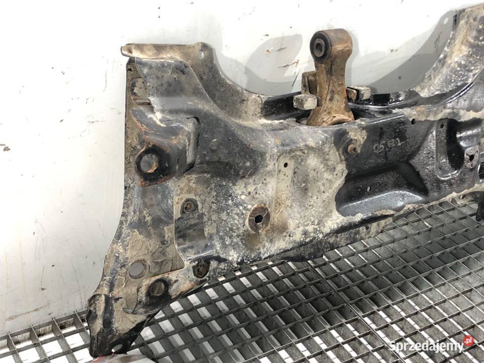 BELKA POD SILNIK TOYOTA YARIS II 14 90 SANKI sprzedam